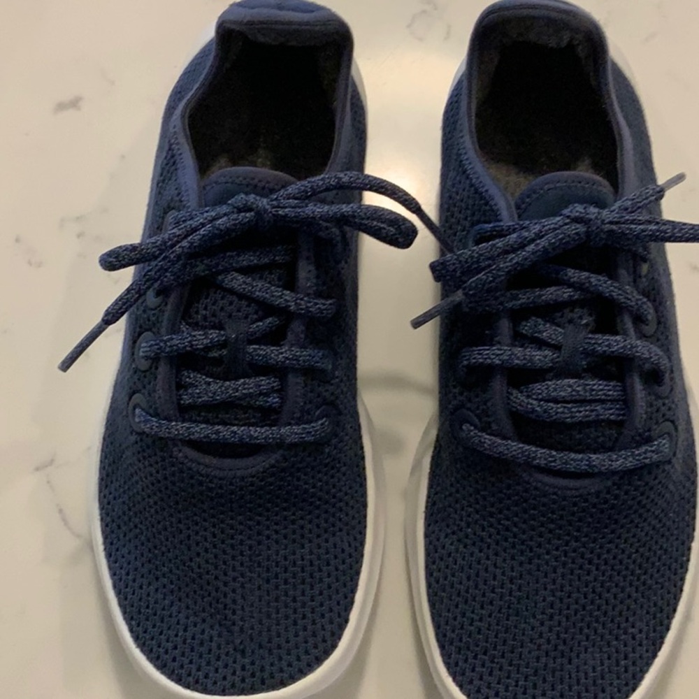 Navy Knit Allbird sneakers
